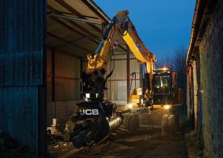 Escavatori gommati JCB JS175W