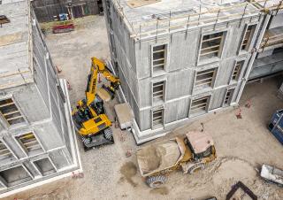 Escavatori gommati Hydrema MX 16 G