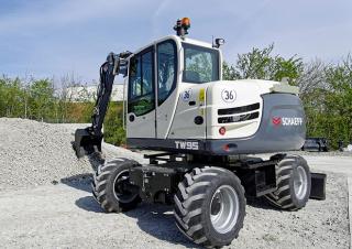 Escavatori gommati Schaeff TW 95