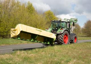 Falciatrici a dischi disco senza condizionatore Krone EasyCut R 400