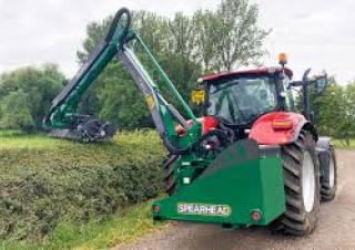 Attrezzature stradali per manutenzione estiva Falciatrici per scarpate Spearhead Twiga 7000 Flex
