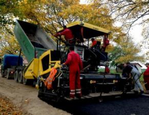 Finitrici stradali cingolate Bomag BF 700 C 2 S 500