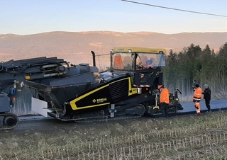 Finitrici stradali cingolate Bomag BF 700 C 3 S 500