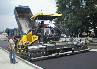 Finitrici stradali cingolate Bomag BF 800 C 2 S 500