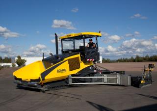Finitrici stradali cingolate Bomag BF 800 C 2 S 500