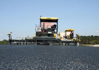 Finitrici stradali cingolate Bomag BF 800 C 2 S 600