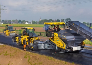 Finitrici stradali cingolate Bomag BF 800 C 3 S 600