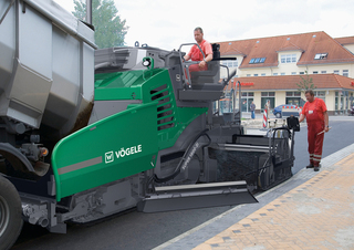 Finitrici stradali cingolate Vögele Super 1800-3i SprayJet