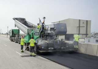 Finitrici stradali cingolate Vögele Super 1800-3i SprayJet