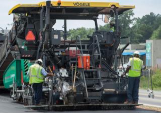Finitrici stradali cingolate Vögele Super 2000-3i