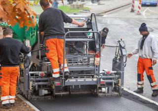 Finitrici stradali cingolate Vögele Super 700i