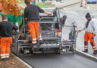 Finitrici stradali cingolate Vögele Super 700i