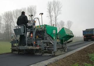 Finitrici stradali cingolate Vögele Super 800i
