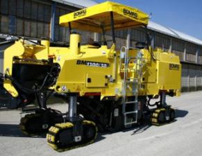 Frese stradali gommate/cingolate Bomag BM 1300/30