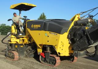 Frese stradali gommate/cingolate Bomag BM 1300/35