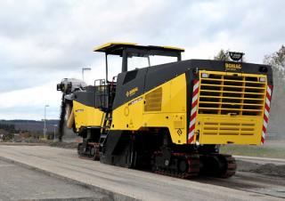 Frese stradali gommate/cingolate Bomag BM 2200/75