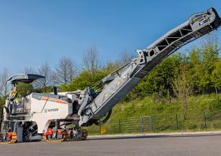 Frese stradali gommate/cingolate Wirtgen W 120 CF