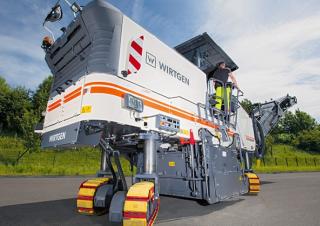 Frese stradali gommate/cingolate Wirtgen W 210 XP