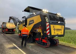 Frese stradali gommate/cingolate Bomag BM 2200/65