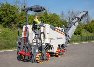 Frese stradali gommate/cingolate Wirtgen W 130 CF