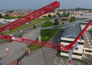 Gru a torre - rotazione bassa FM-Gru 726 RBI