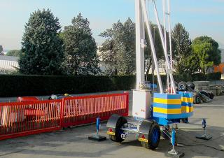 Gru a torre - rotazione bassa Condecta E 2407 HS
