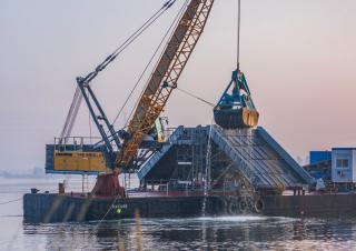 Gru cingolate - braccio a traliccio Liebherr HS 8100.1 