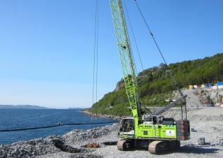 Gru cingolate - braccio a traliccio Liebherr HS 8100.1 