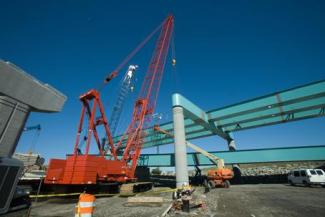 Gru cingolate - braccio a traliccio Manitowoc 2250