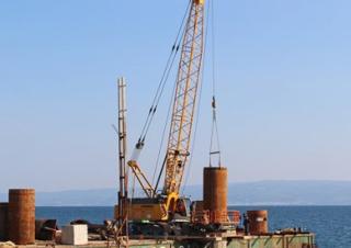Gru cingolate - braccio a traliccio Liebherr HS 8070