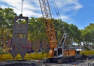 Gru cingolate - braccio a traliccio Liebherr HS 8070