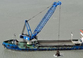 Gru cingolate - braccio a traliccio Liebherr HS 895 HD