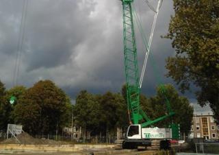 Gru cingolate - braccio a traliccio Liebherr LR 1130