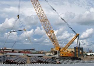 Gru cingolate - braccio a traliccio Liebherr LR 1200