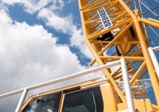Gru cingolate - braccio a traliccio Liebherr LR 1500