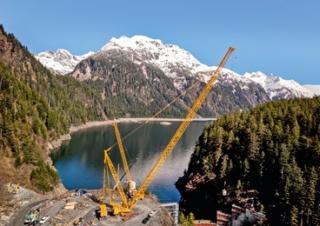 Gru cingolate - braccio a traliccio Liebherr LR 1600/2