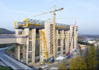 Gru cingolate - braccio a traliccio Liebherr LR 1600/2
