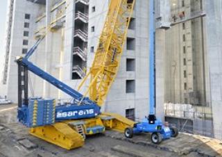 Gru cingolate - braccio a traliccio Liebherr LR 1600/2