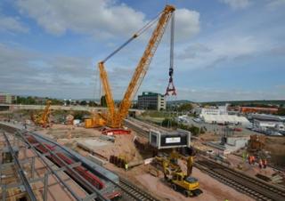 Gru cingolate - braccio a traliccio Liebherr LR 1750/2