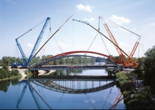 Gru cingolate - braccio a traliccio Liebherr LR 1750/2