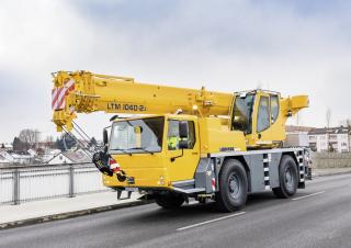 Gru fuoristrada Liebherr LTM 1040-2.1 