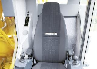 Gru fuoristrada Liebherr LTM 1040-2.1 