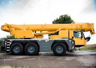Gru fuoristrada Liebherr LTM 1055-3.2 
