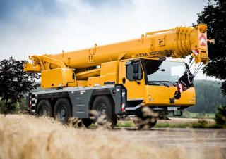 Gru fuoristrada Liebherr LTM 1055-3.2 