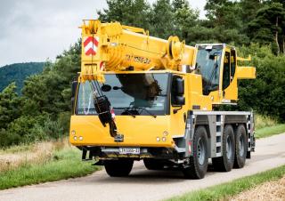 Gru fuoristrada Liebherr LTM 1055-3.2 