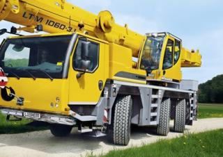 Gru fuoristrada Liebherr LTM 1060-3.1 