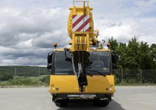 Gru fuoristrada Liebherr LTM 1070-4.2 