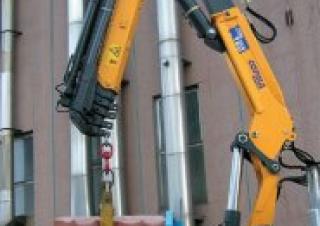 Gru per autocarro idrauliche COPMA 2000 210.6P