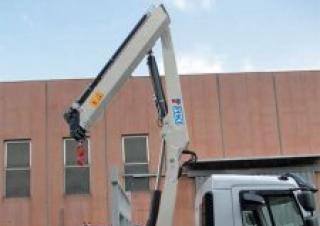 Gru per autocarro idrauliche Pesci SE 128 H2B3