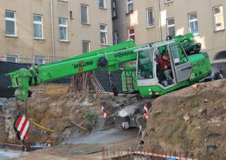 Gru semoventi - braccio telescopico Sennebogen 613E